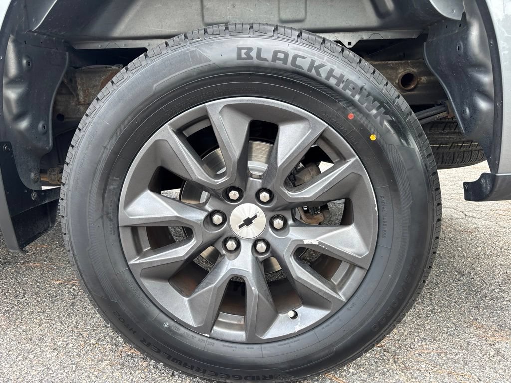 Used 2020 Chevrolet Silverado 1500 RST w/ RST Value Package AWD/4WD image 42