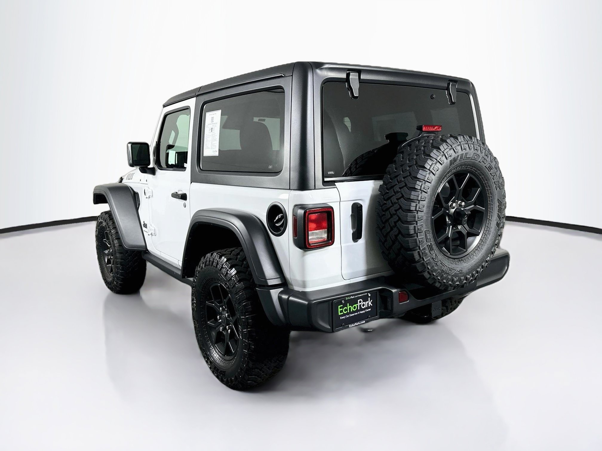 Used 2025 Jeep Wrangler Sport AWD/4WD image 5