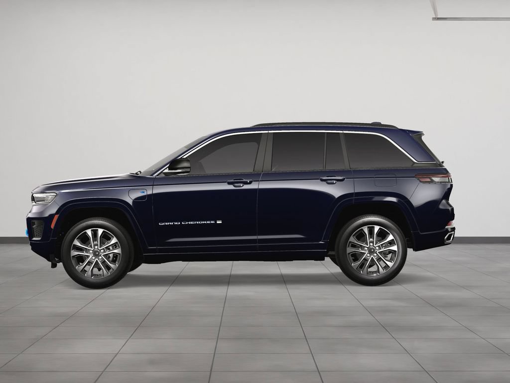 New 2024 Jeep Grand Cherokee Overland w/ Advanced Protech Group III AWD/4WD image 3