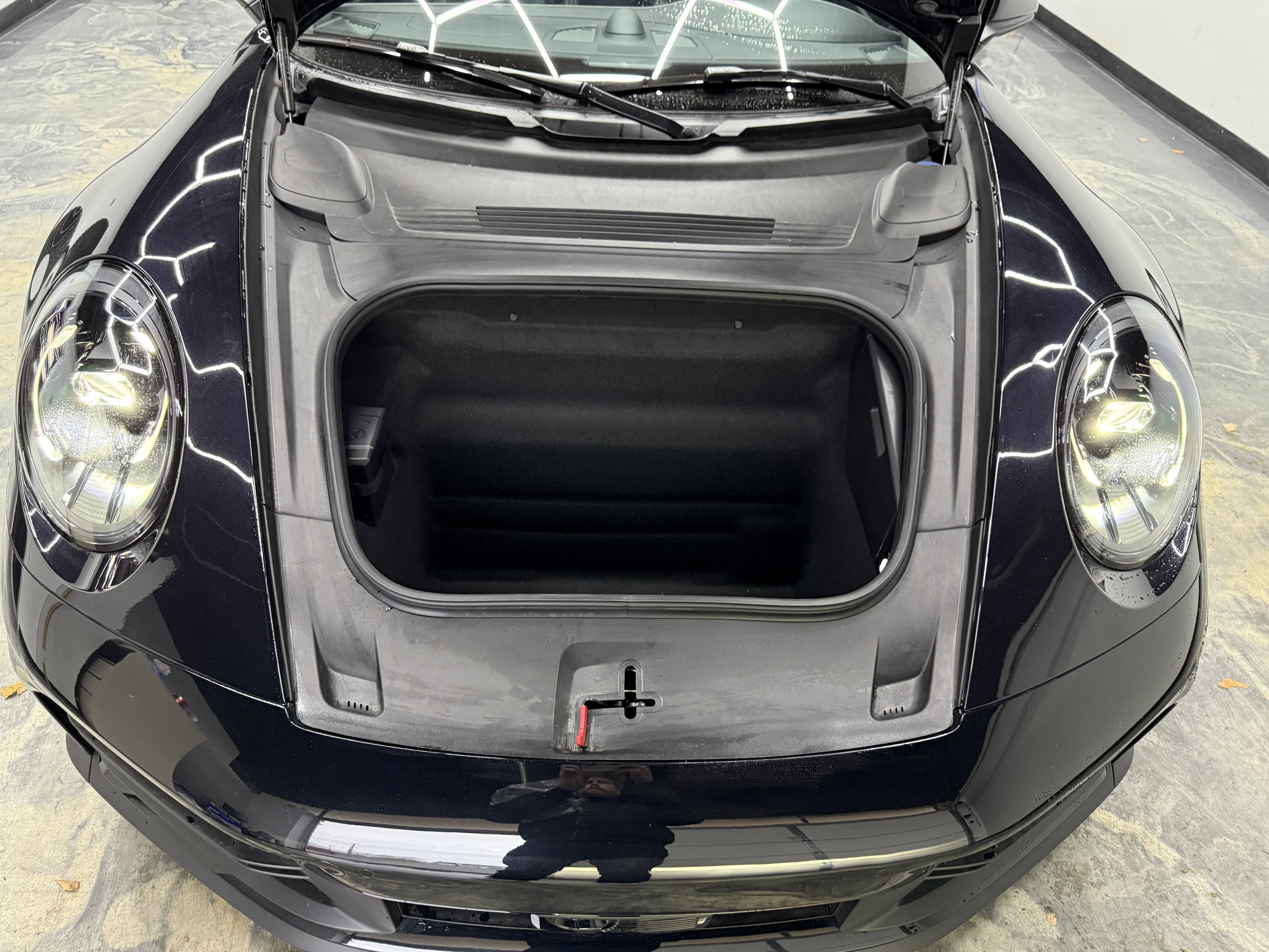 Used 2025 Porsche 911 Carrera image 34