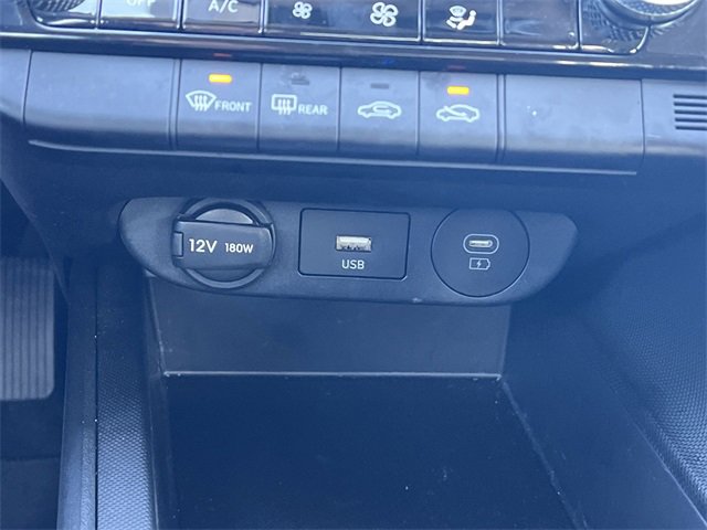 Certified 2025 Hyundai Elantra Blue image 13