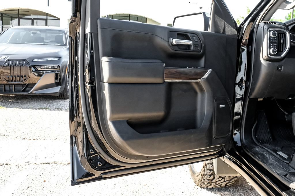 Used 2021 GMC Sierra 1500 SLT AWD/4WD image 43