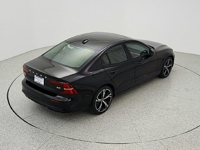 Certified 2024 Volvo S60 B5 Plus w/ Climate Package AWD/4WD image 35