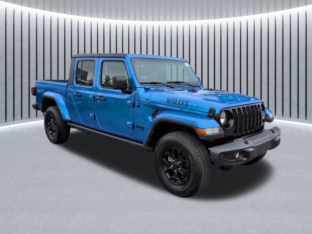 Used 2022 Jeep Gladiator Sport AWD/4WD image 2