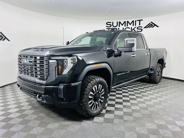 Used 2024 GMC Sierra 3500 Denali Ultimate image 2