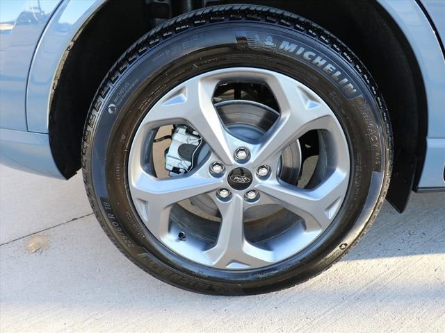 Used 2024 Ford Escape ST-Line w/ Equipment Group 301A image 7