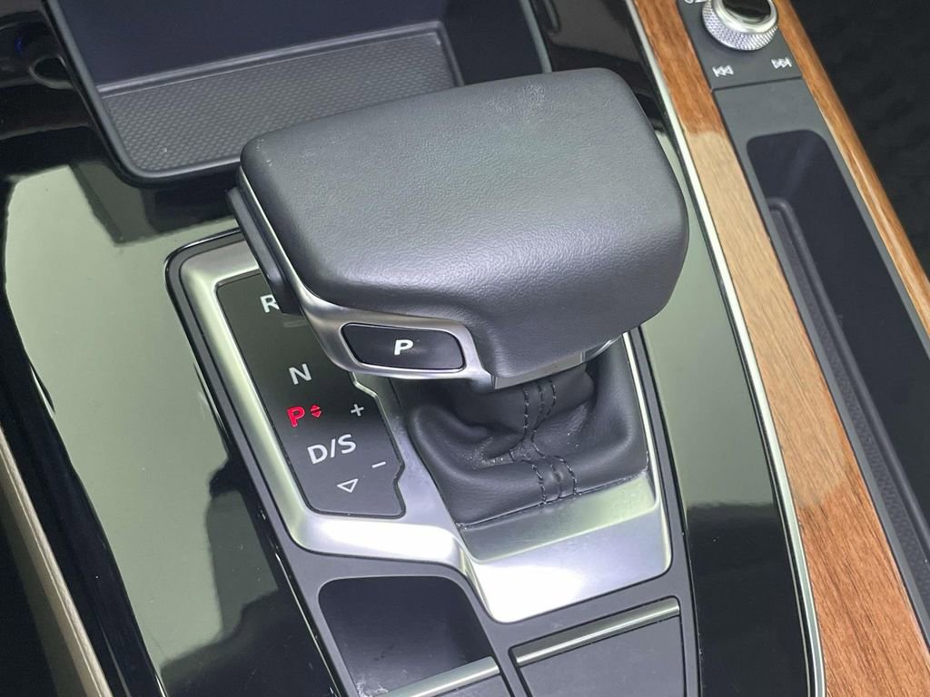 Certified 2023 Audi Q5 2.0T Premium w/ Convenience Package AWD/4WD image 33
