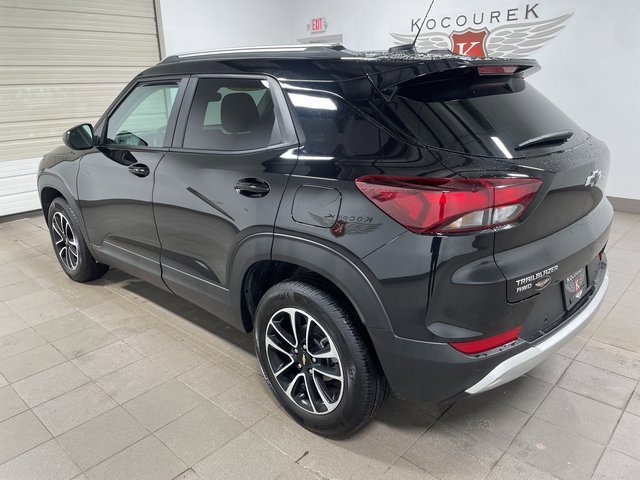 Used 2024 Chevrolet TrailBlazer LT w/ Convenience Package image 4