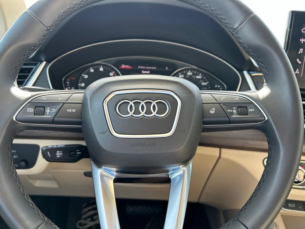 Used 2024 Audi Q5 2.0T Premium w/ Convenience Package AWD/4WD image 25