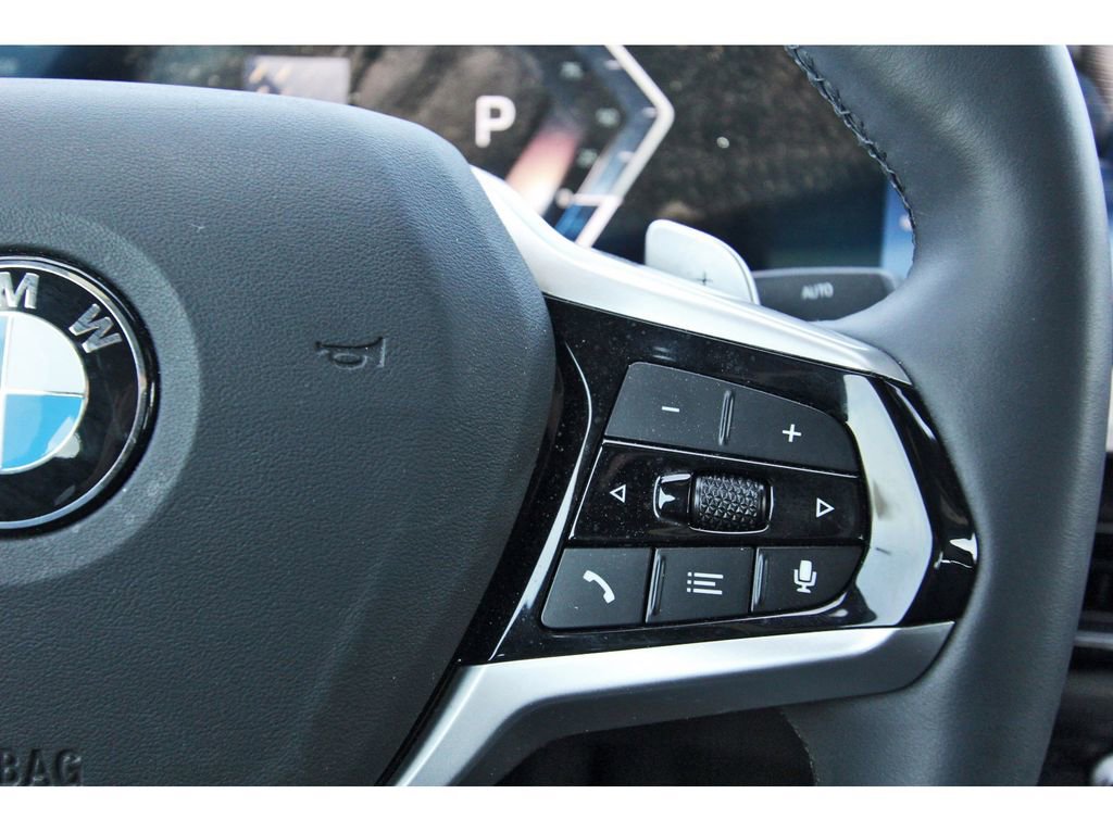 Used 2025 BMW 330i Sedan image 16