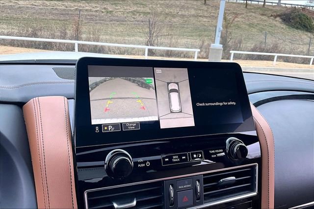 Used 2023 INFINITI QX80 Sensory w/ Cargo Package image 21