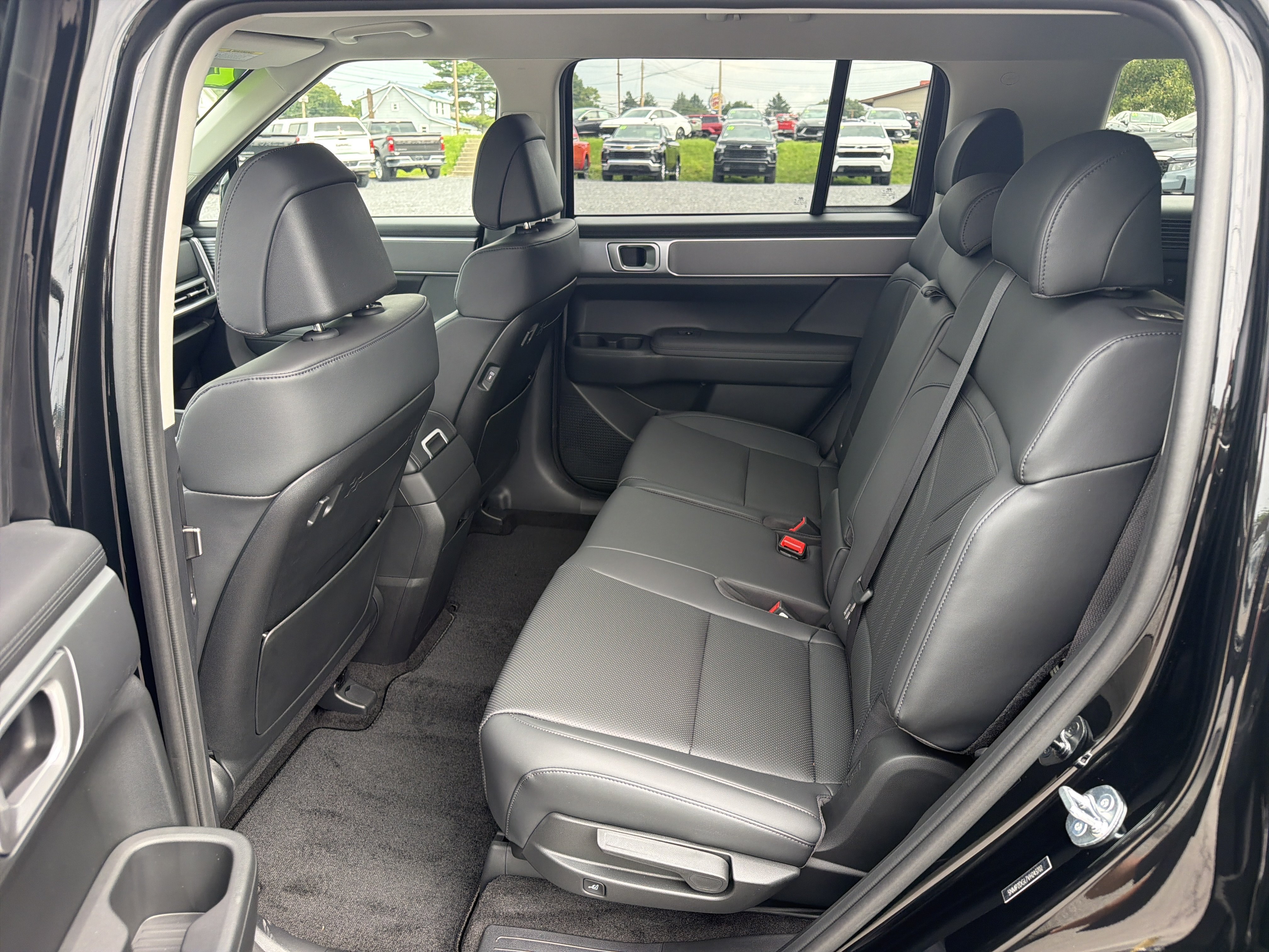 New 2027 Hyundai Santa Fe SEL AWD/4WD image 17