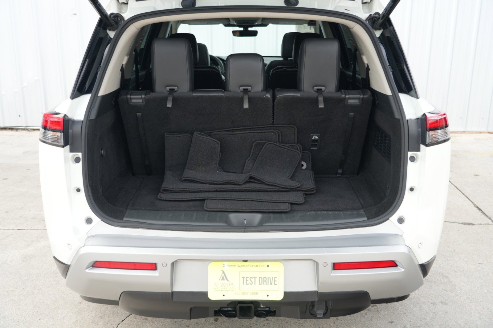 Used 2023 Nissan Pathfinder SL w/ SL Premium Package image 9