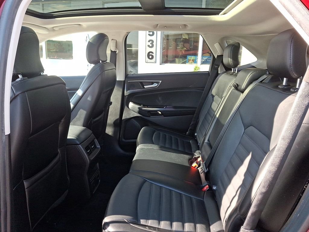Used 2017 Ford Edge SEL w/ Equipment Group 201A image 8