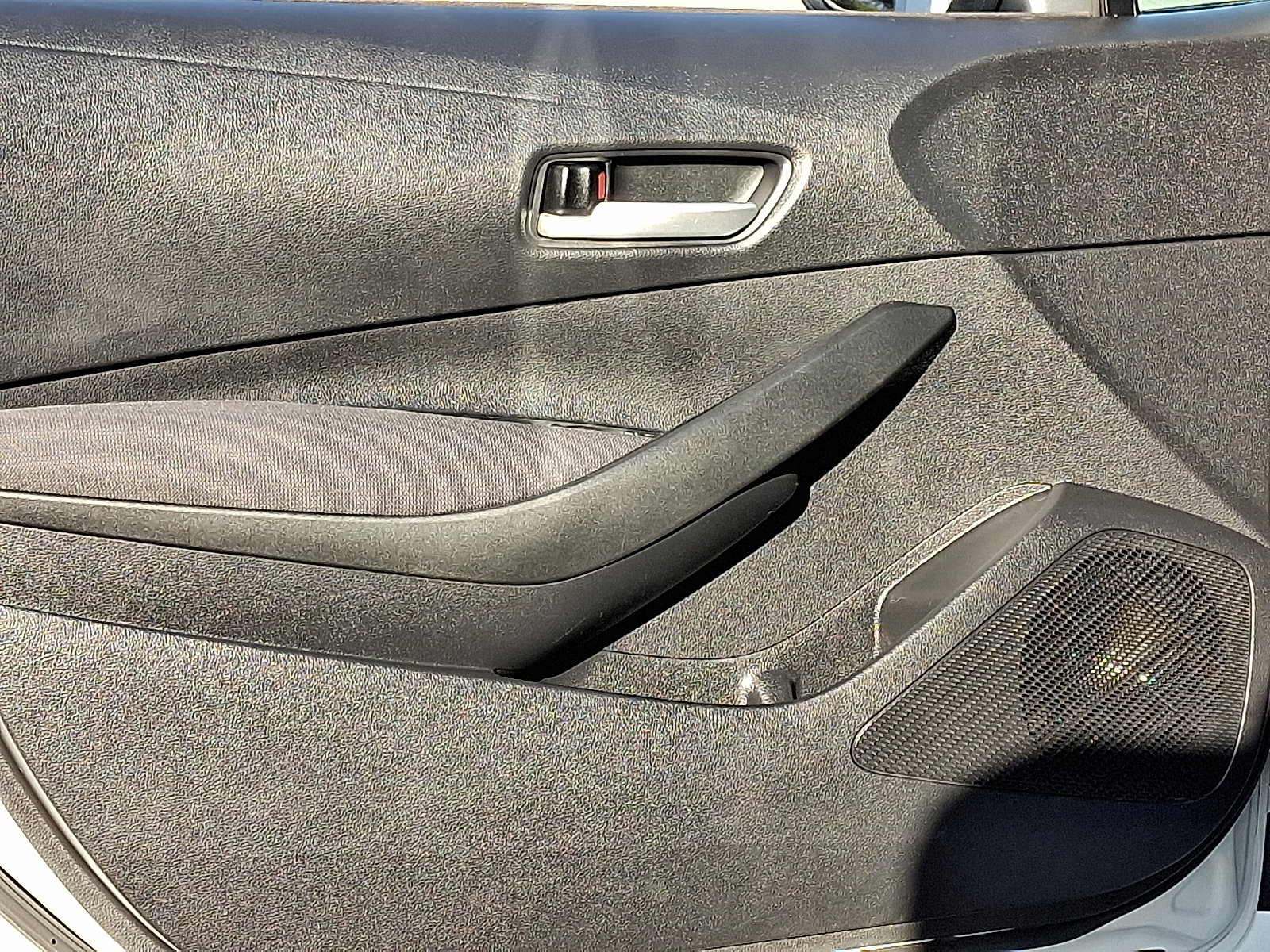 Used 2020 Toyota Corolla LE image 13