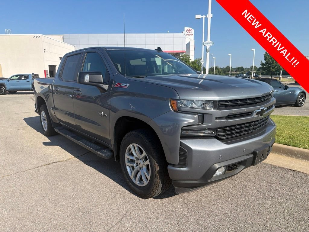 Used 2020 Chevrolet Silverado 1500 RST AWD/4WD image 3