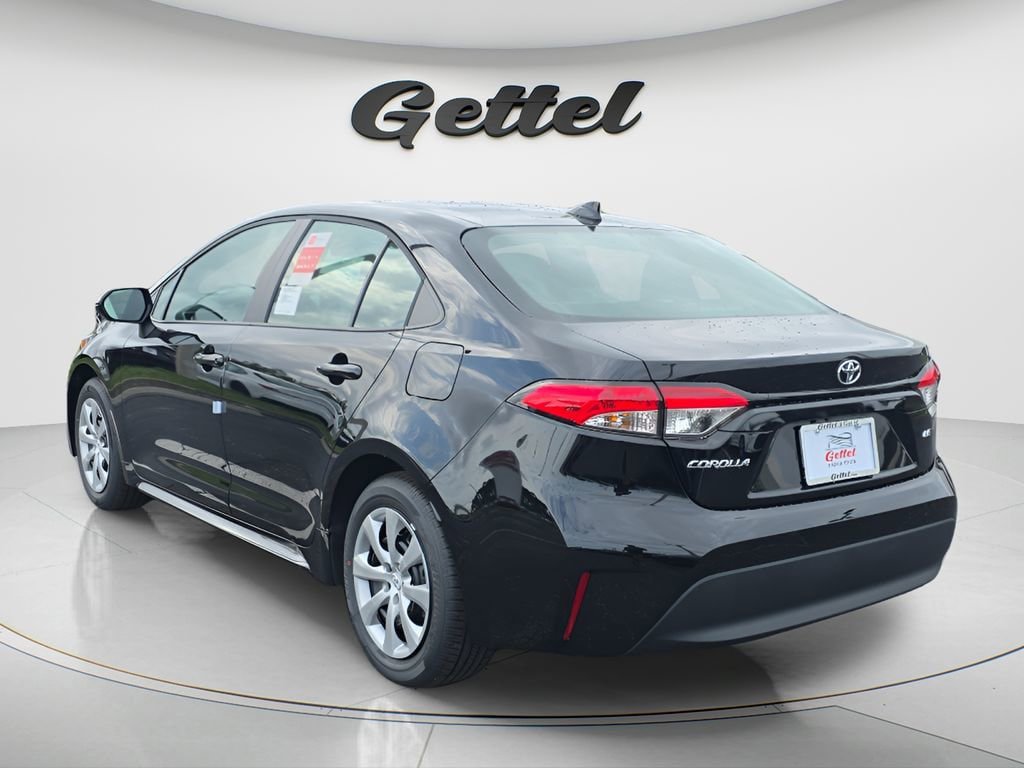 New 2026 Toyota Corolla LE FWD image 6