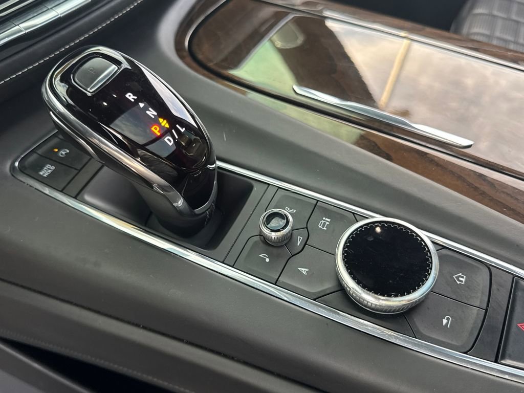 Certified 2023 Cadillac Escalade Sport Platinum w/ LPO, ONYX Package image 21