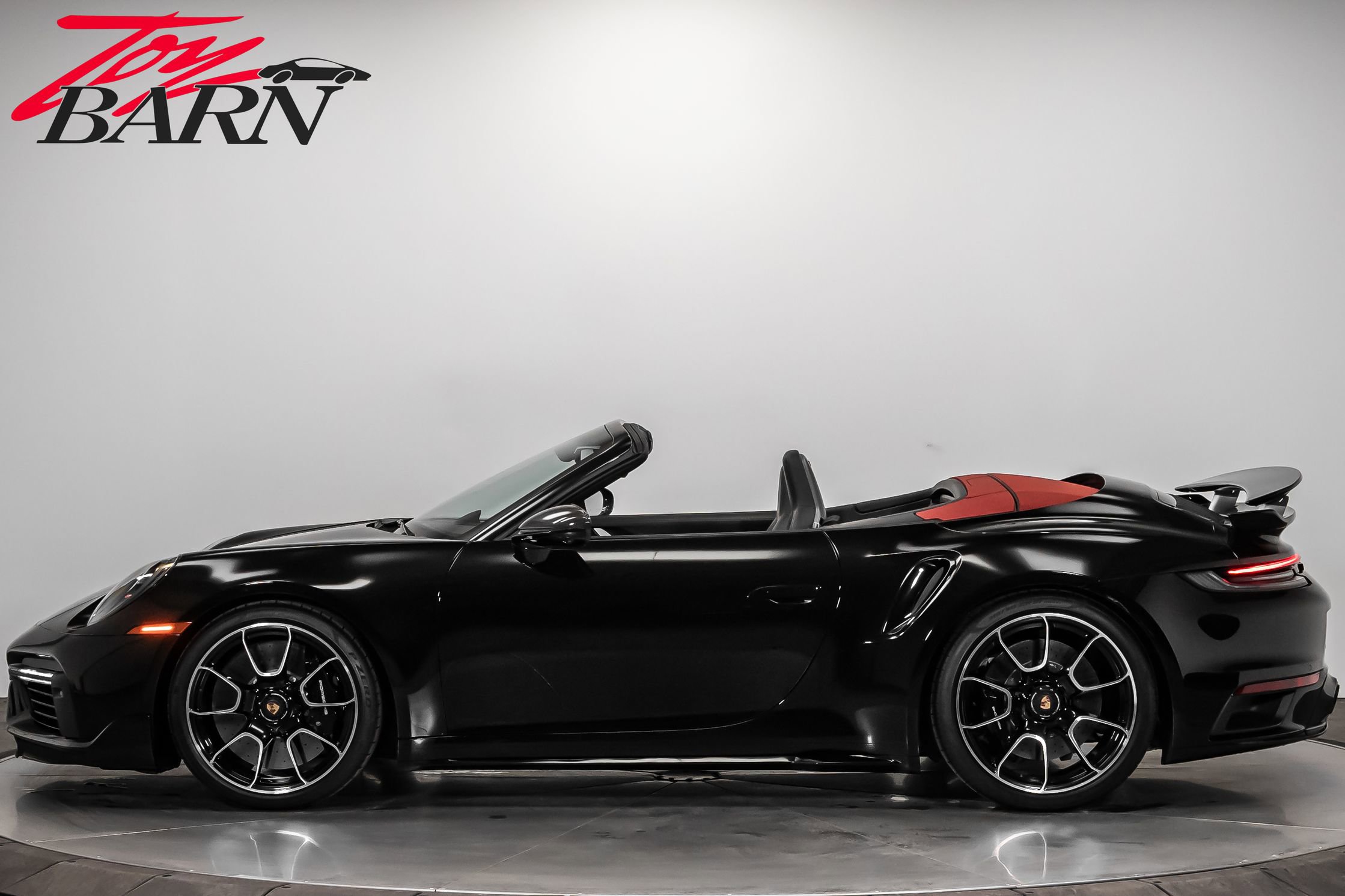 Used 2021 Porsche 911 Turbo S video 2