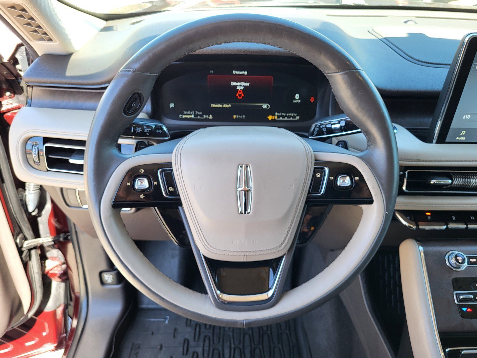 Used 2022 Lincoln Aviator Reserve w/ Equipment Group 201A image 24