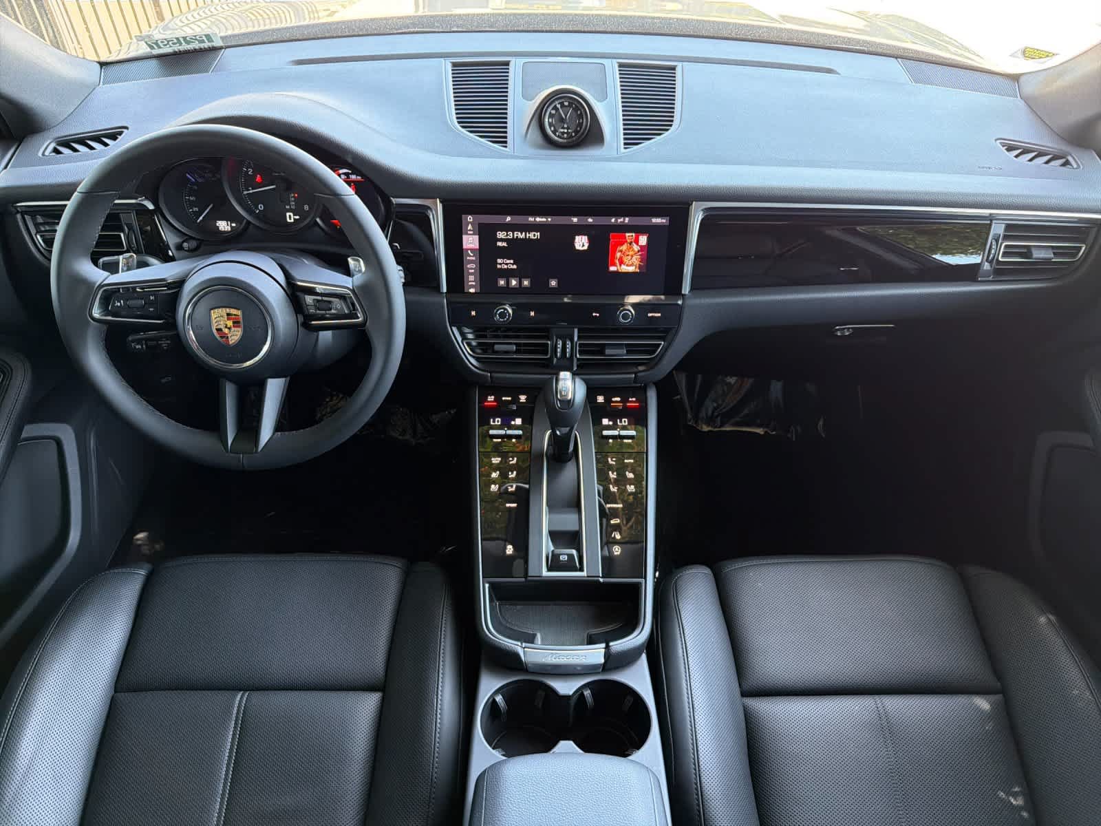 Used 2026 Porsche Macan AWD/4WD image 6