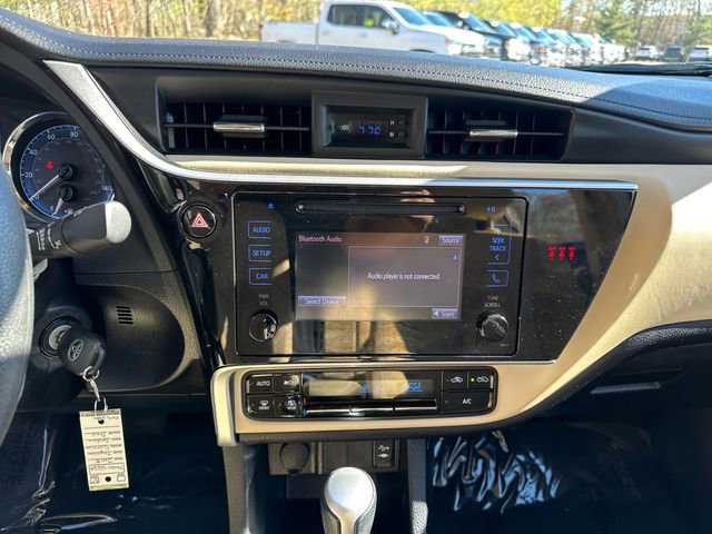Used 2018 Toyota Corolla LE FWD image 20