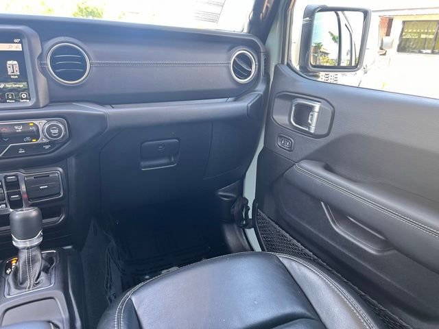 Used 2023 Jeep Wrangler Unlimited Sahara image 31