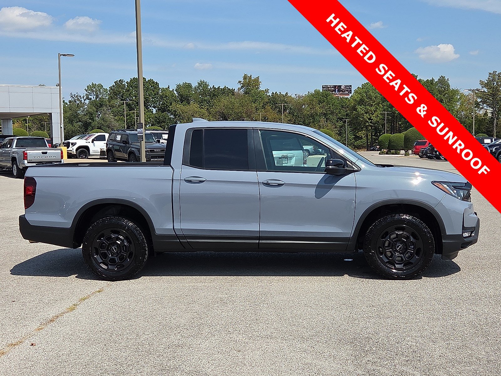 Used 2025 Honda Ridgeline TrailSport+ image 6