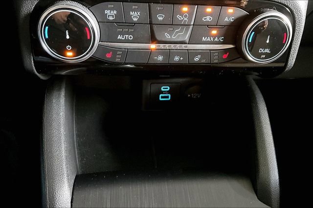 Used 2022 Ford Escape SE w/ Convenience Package image 25