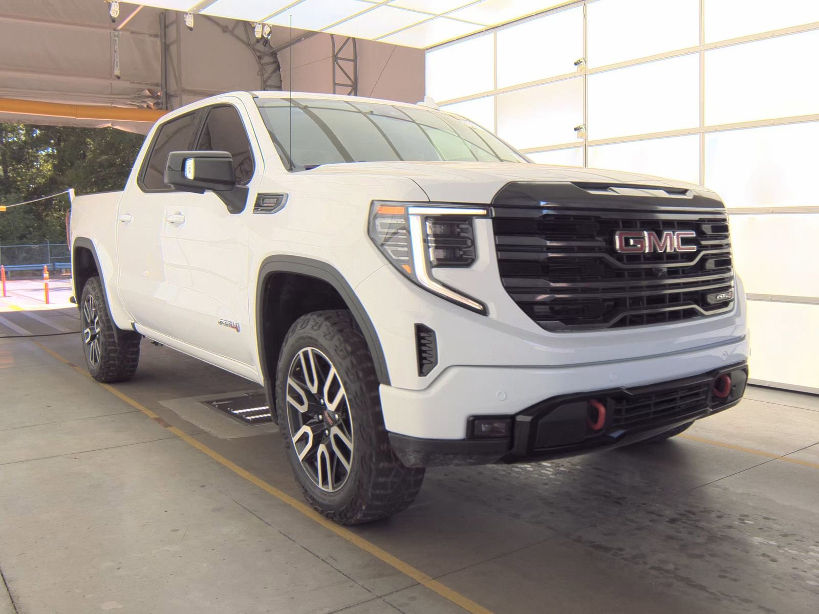 Used 2023 GMC Sierra 1500 AT4 w/ Technology Package AWD/4WD video 2