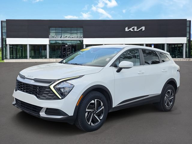 Certified 2023 Kia Sportage LX AWD/4WD image 2