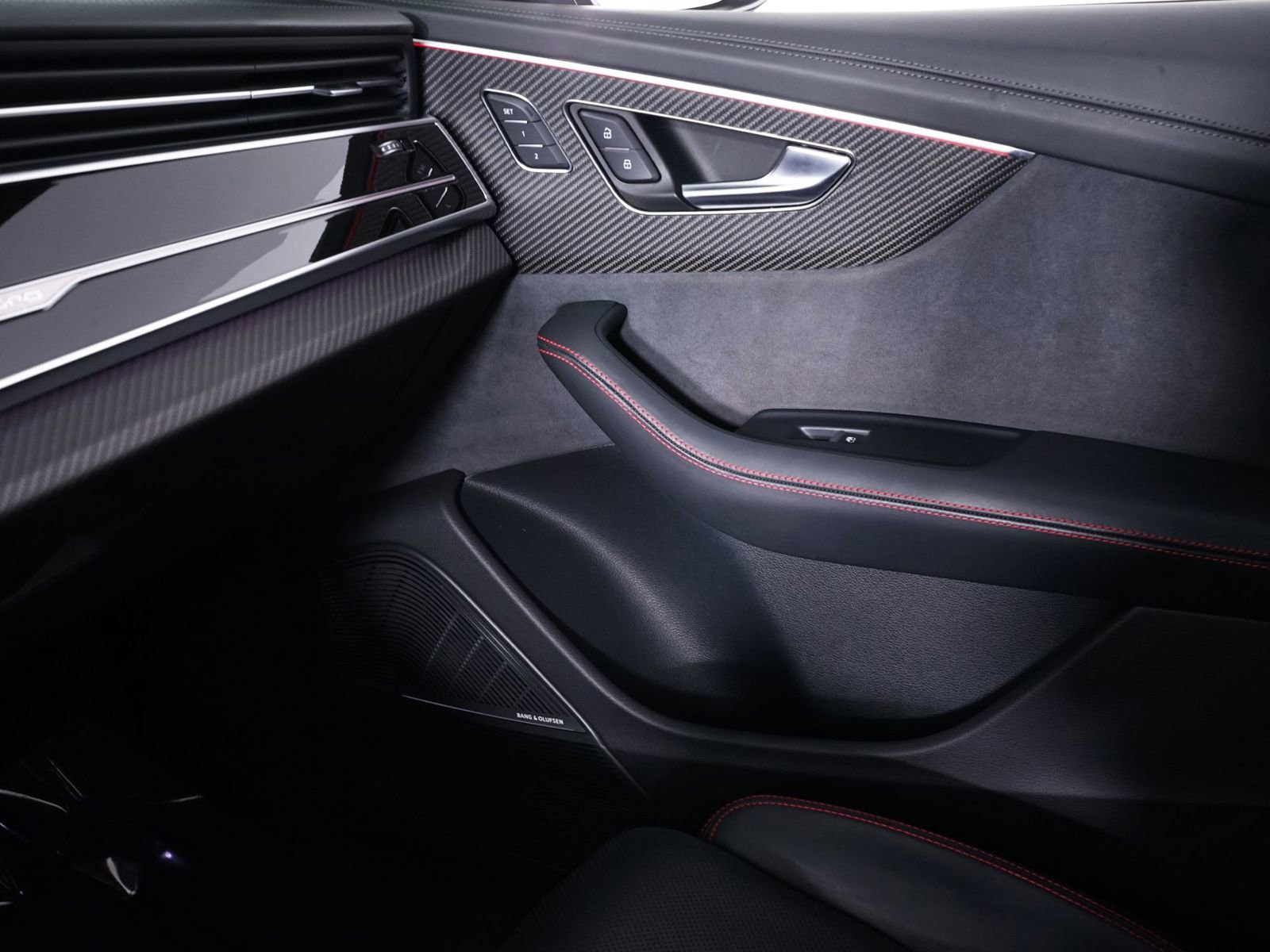 Used 2023 Audi RS Q8 image 6