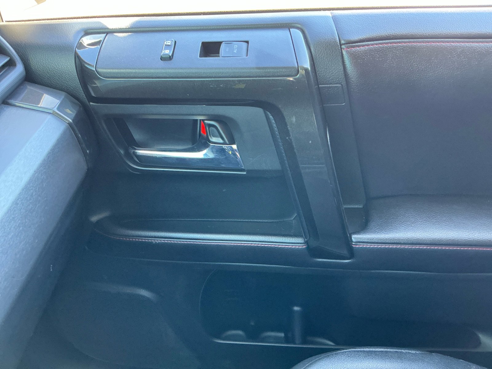 Used 2016 Toyota 4Runner Trail Premium image 14