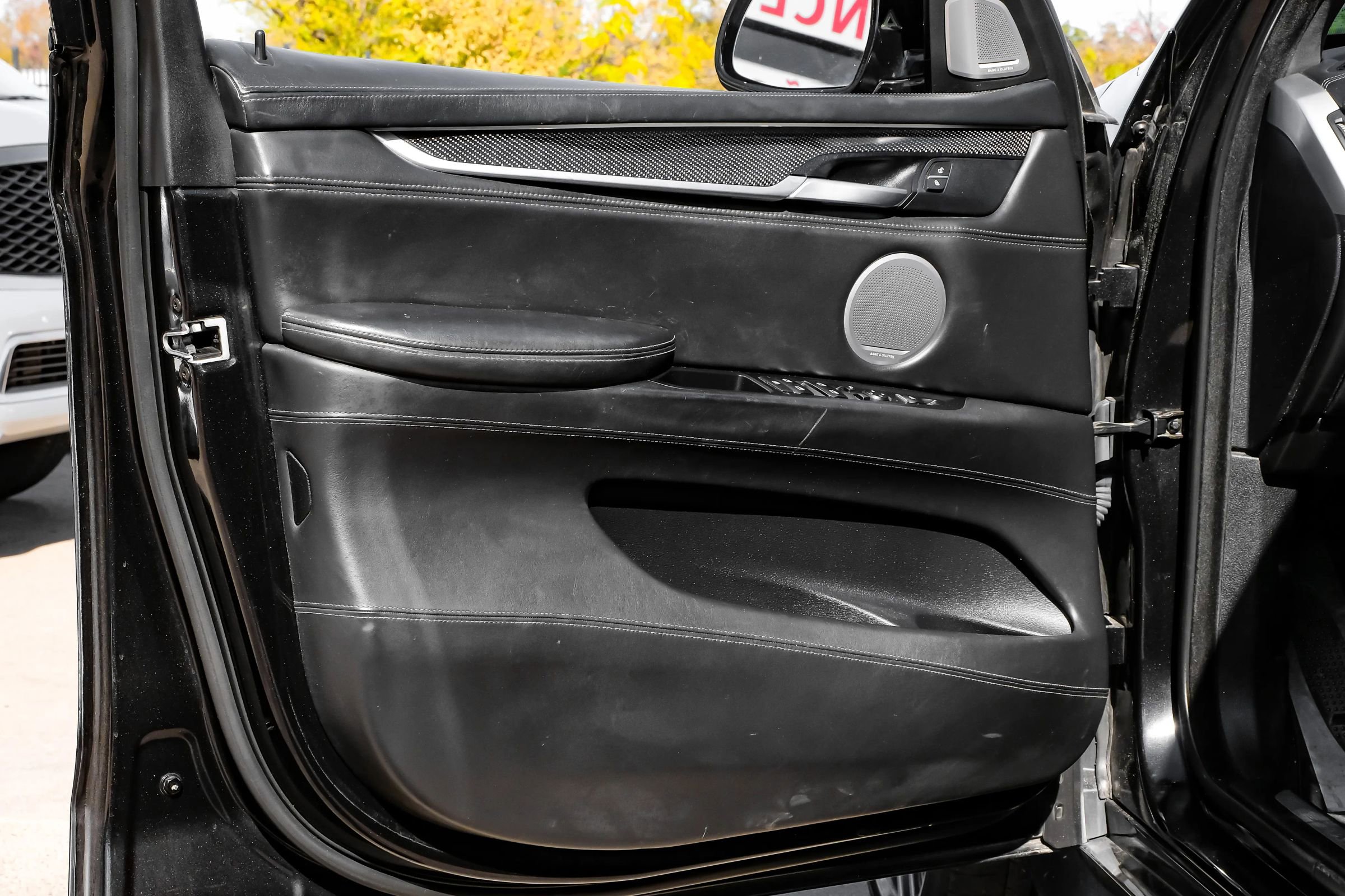 Used 2016 BMW X5 M image 50