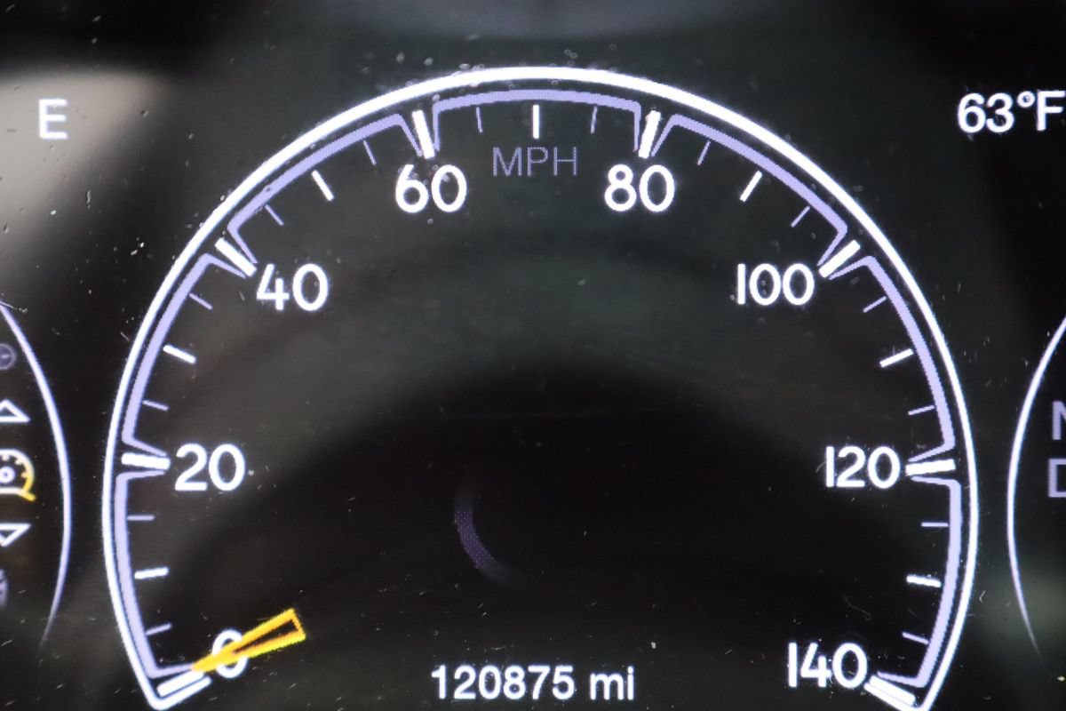 Used 2016 Jeep Grand Cherokee Limited AWD/4WD image 45
