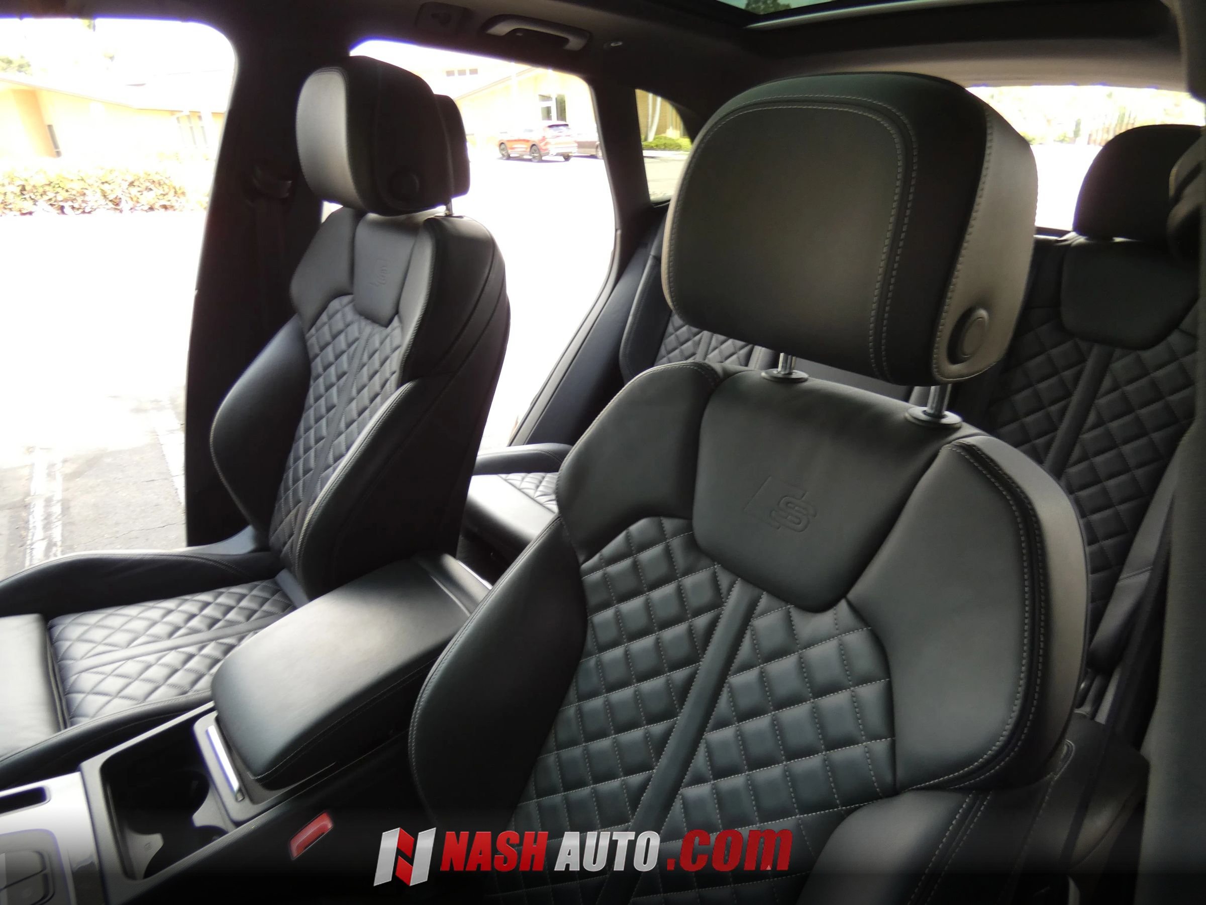 Used 2018 Audi SQ5 Premium Plus w/ S Sport Package AWD/4WD image 53