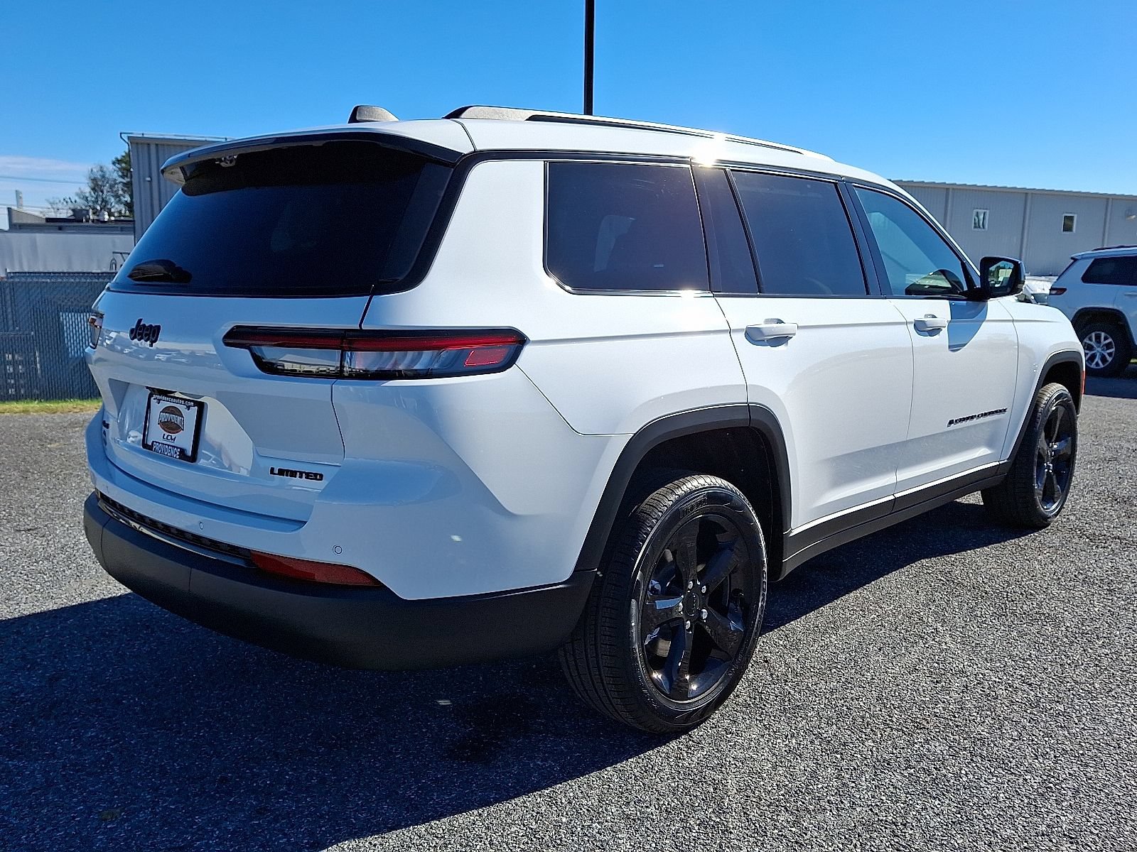 New 2025 Jeep Grand Cherokee L Limited w/ Luxury Tech Group II AWD/4WD image 4