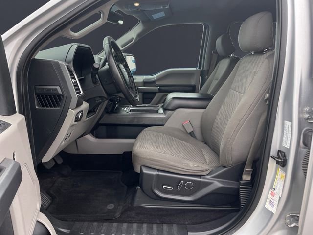 Used 2016 Ford F150 XLT w/ Equipment Group 302A Luxury image 9