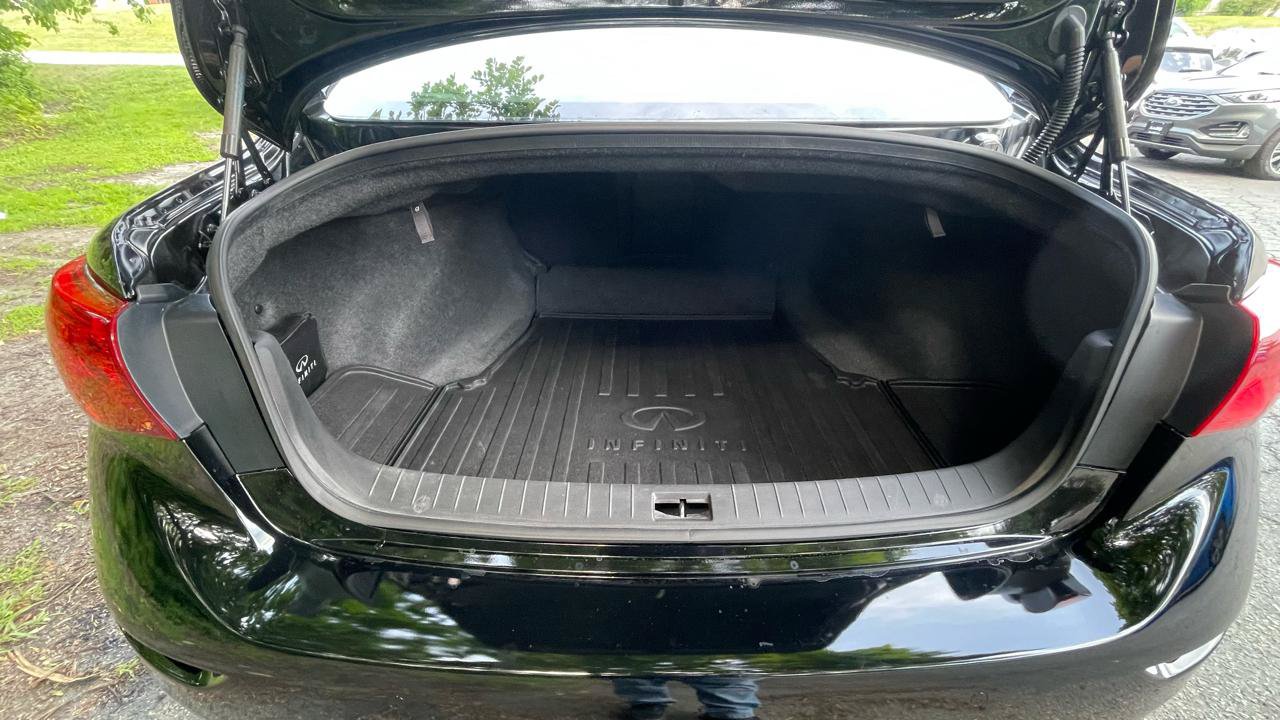 Used 2015 INFINITI Q50 Premium w/ Technology Package AWD/4WD image 23