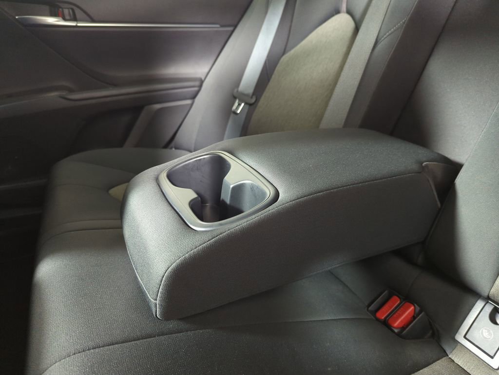 Used 2024 Toyota Camry LE image 31