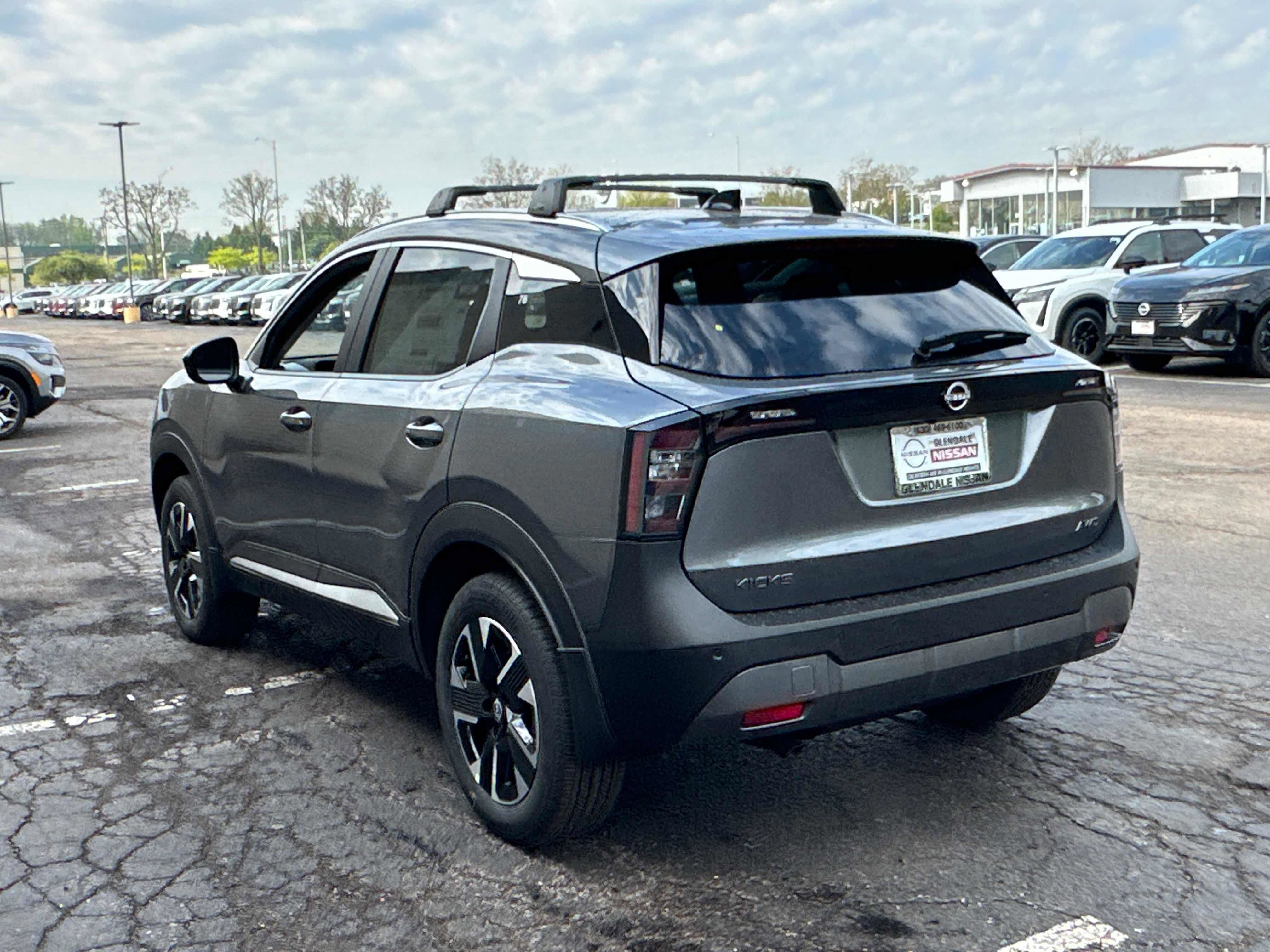 New 2026 Nissan Kicks SV w/ Interior Electronics Package AWD/4WD image 6