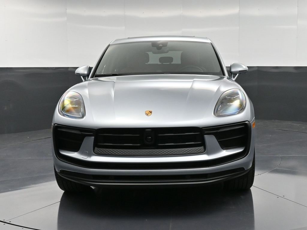 New 2026 Porsche Macan image 11