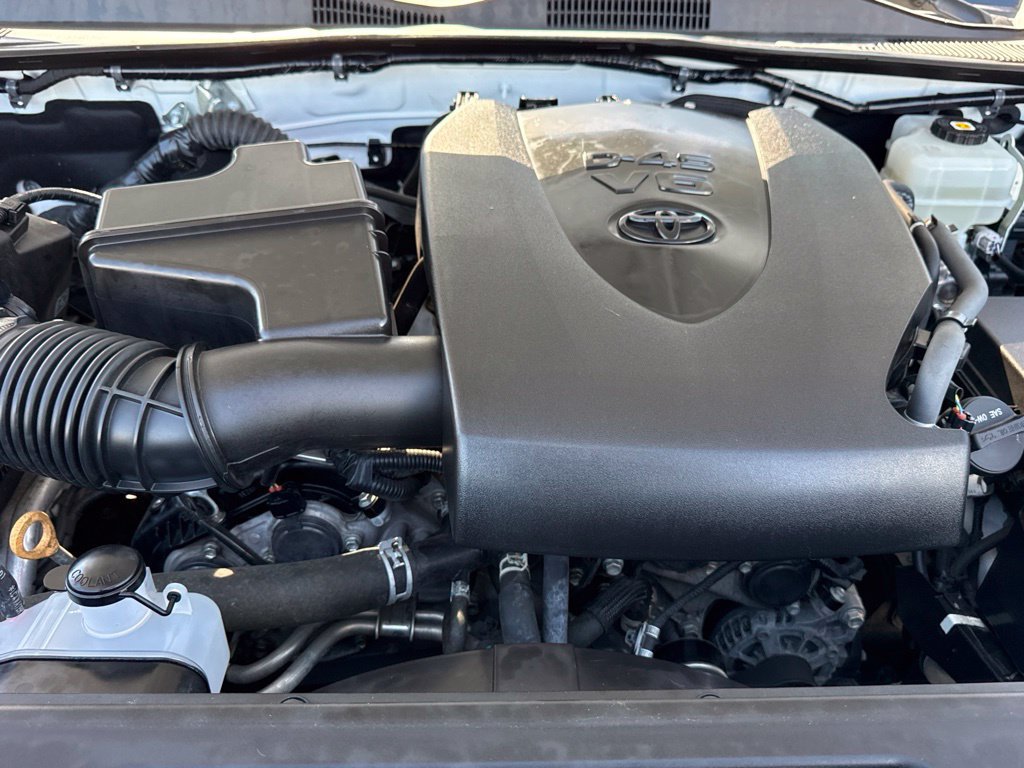 Used 2021 Toyota Tacoma TRD Off-Road w/ TRD Premium Off Road Package AWD/4WD image 33