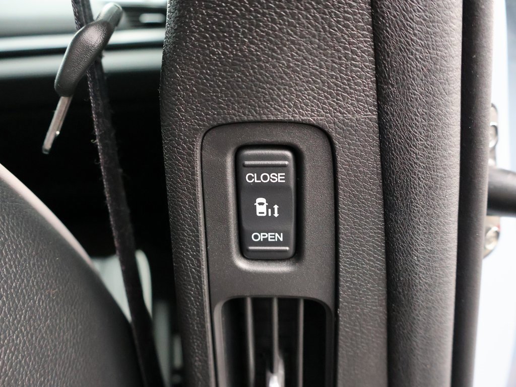 Certified 2025 Honda Odyssey Elite image 16