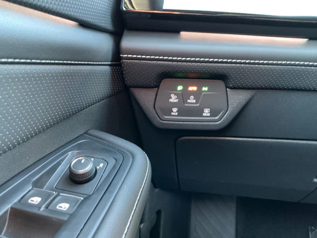 New 2025 Volkswagen Atlas Cross Sport SEL image 20