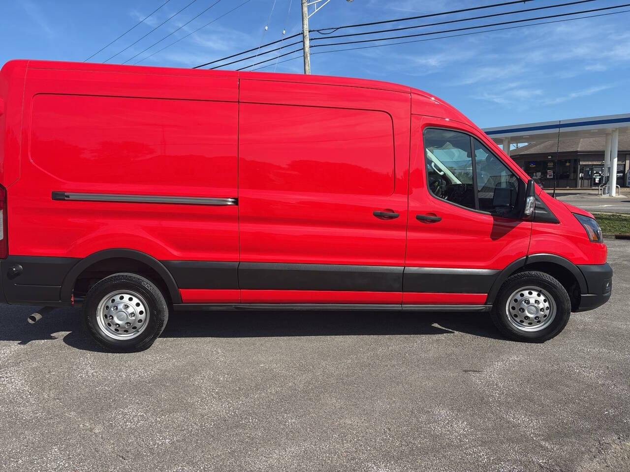 Used 2023 Ford Transit 250 Medium Roof AWD image 6