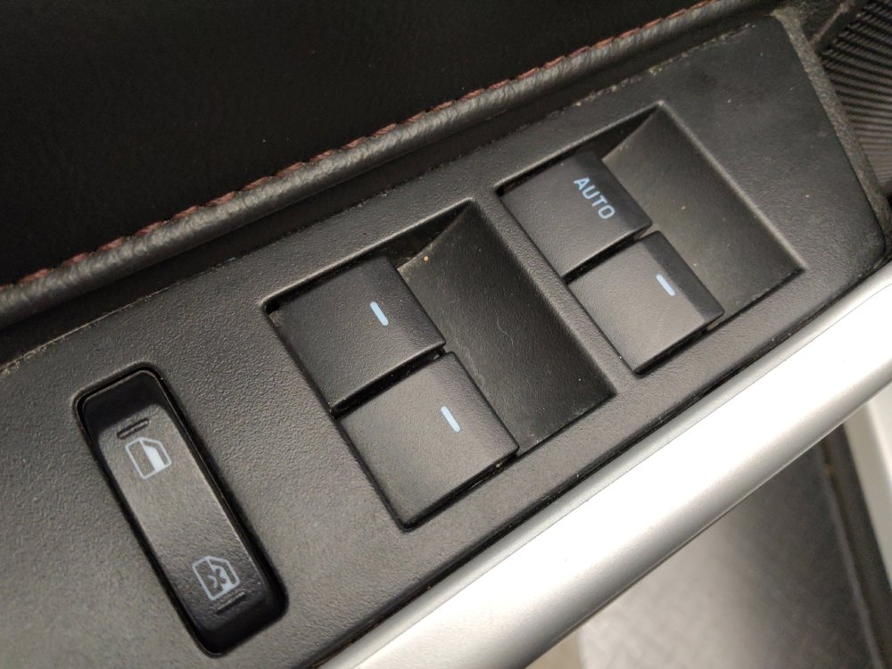 Used 2014 Ford Edge Limited image 27