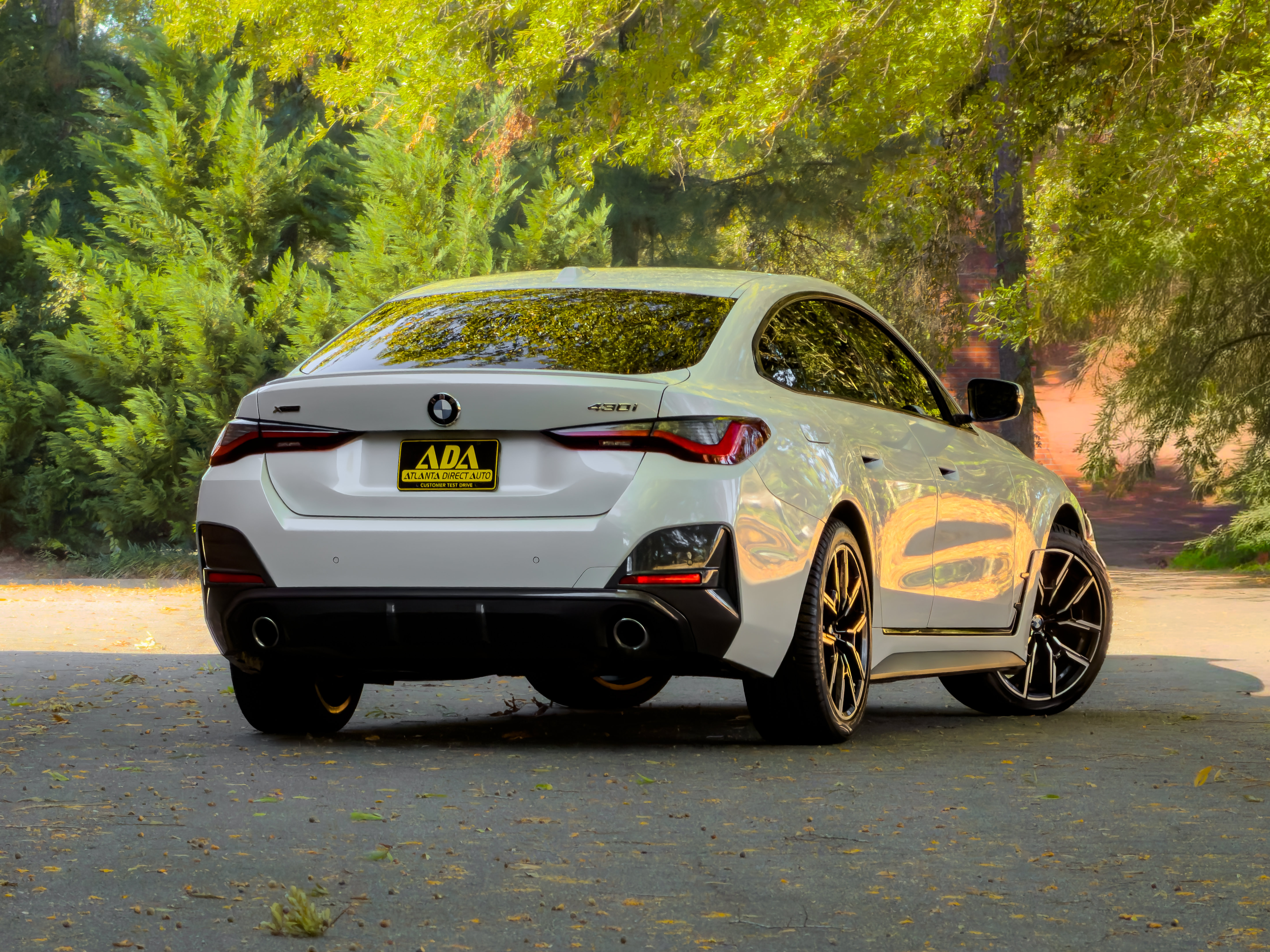 Used 2023 BMW 430i Gran Coupe xDrive w/ M Sport Package AWD/4WD image 4