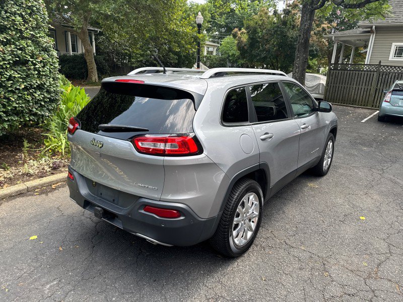 Used 2014 Jeep Cherokee Limited w/ Technology Group AWD/4WD image 5