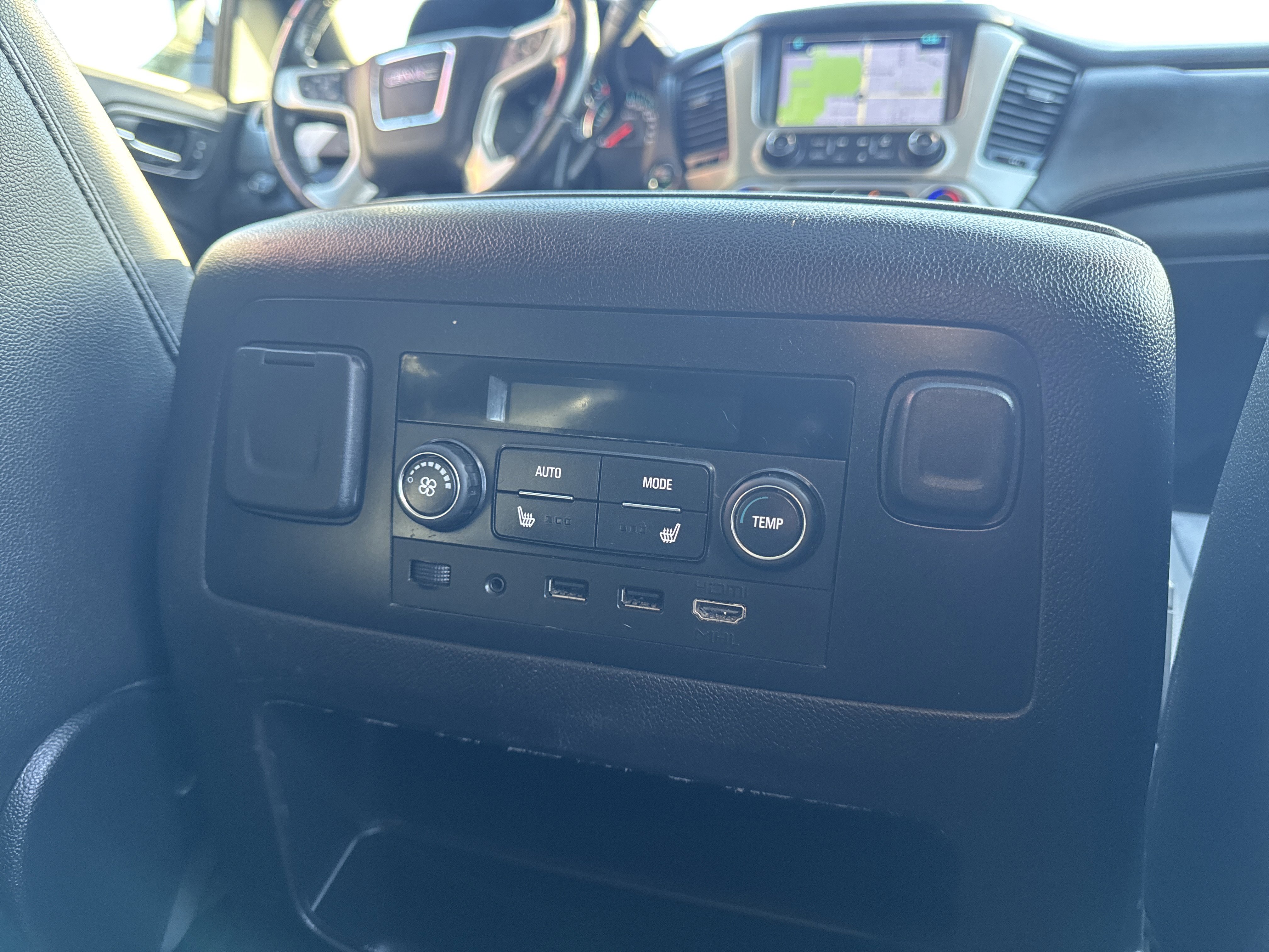 Used 2019 GMC Yukon XL SLT w/ Open Road Package image 29